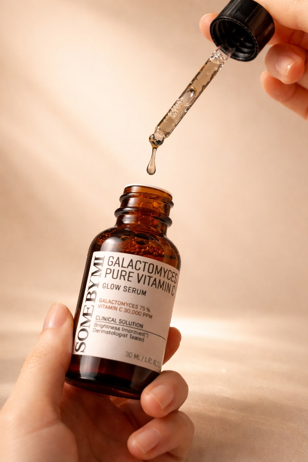 Glow Beyond Ordinary. Vitamin C Facial Oil